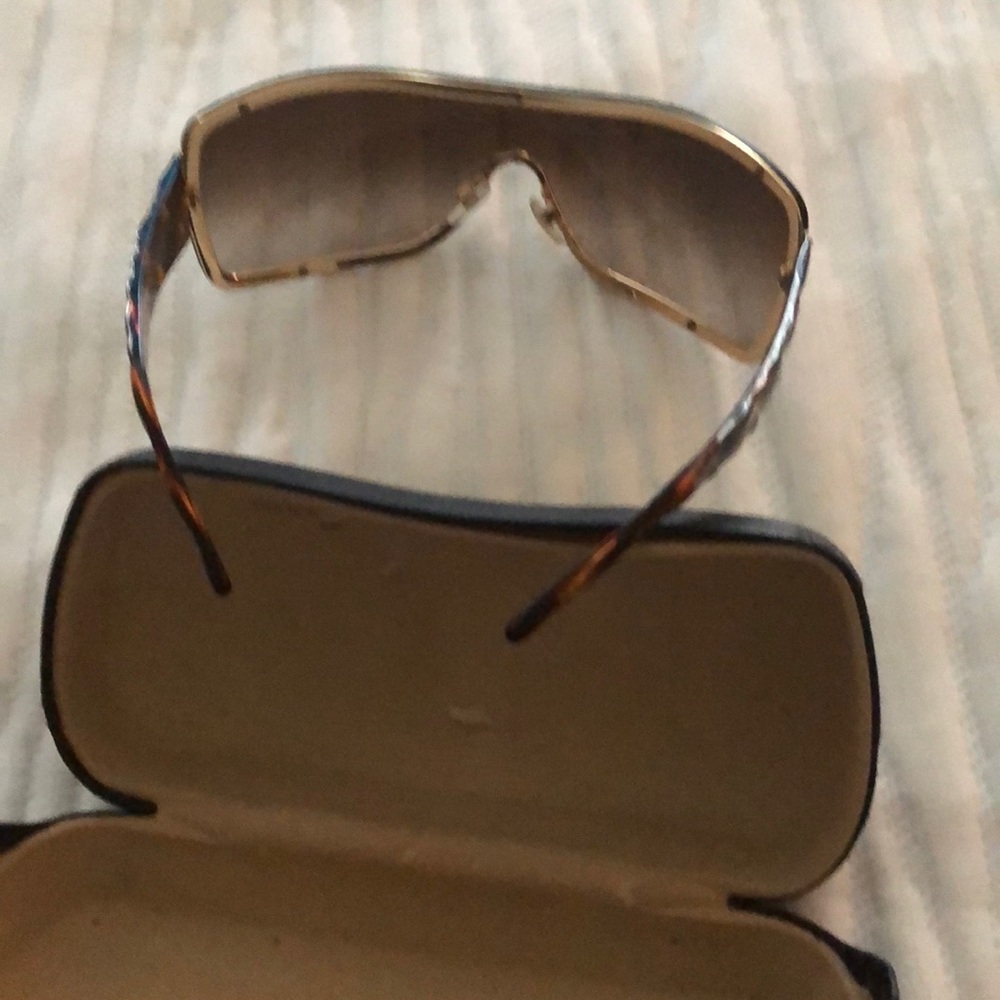 Chanel shades brand new never worn